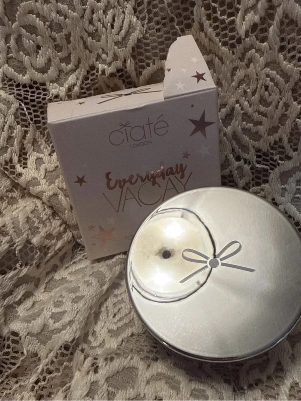 Ciaté Everyday Vacay Setting Powder - Pink & Rose Gold Accents